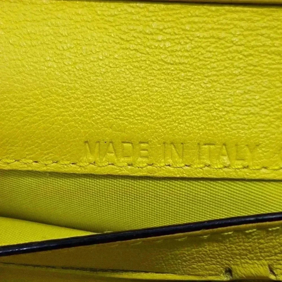 Dior Rencontre Black/Yellow Wallet-On-Chain - Picture 2 of 16